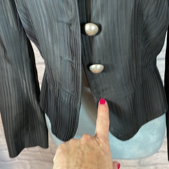 Vintage Trina Turk military style blazer - Picture 4 of 8